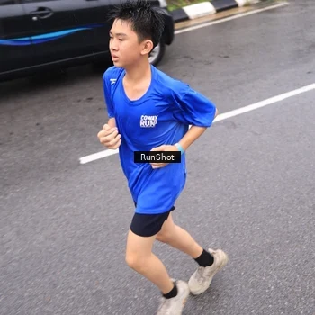 Runner Photo 7941754