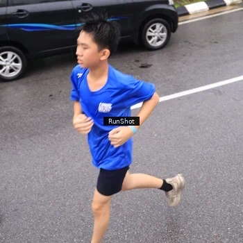 Runner Photo 7941760