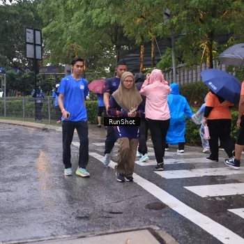 Runner Photo 7941766