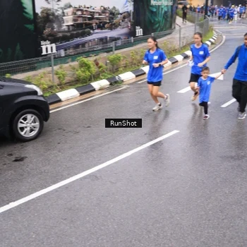 Runner Photo 7941767