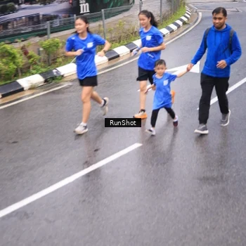 Runner Photo 7941775