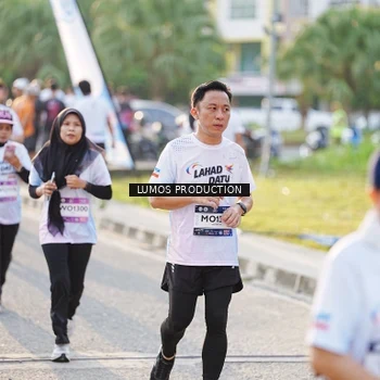 Runner Photo 7941777