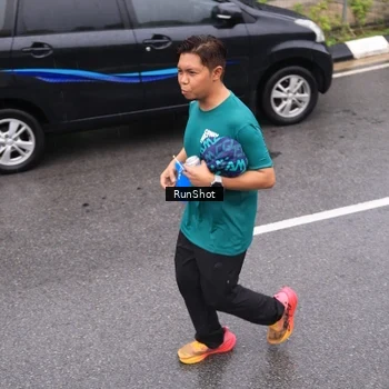 Runner Photo 7941783
