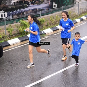 Runner Photo 7941789