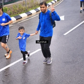 Runner Photo 7941794