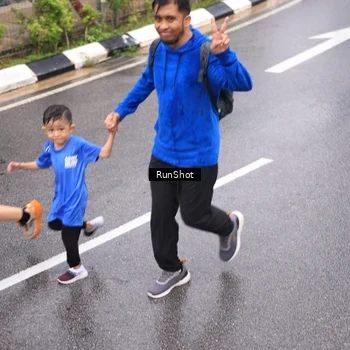 Runner Photo 7941808