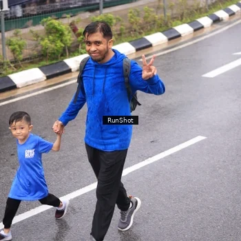 Runner Photo 7941816