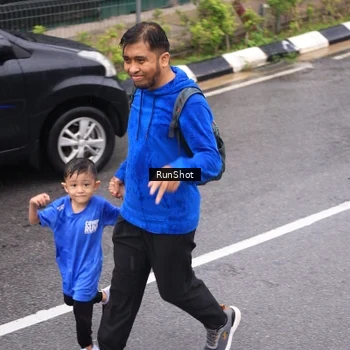 Runner Photo 7941822