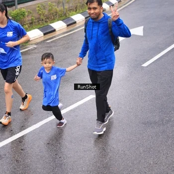 Runner Photo 7941846
