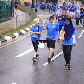 Runner Photo 7941859