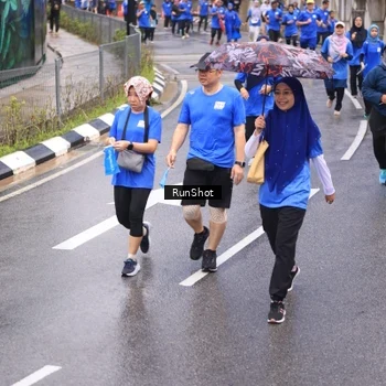 Runner Photo 7941861