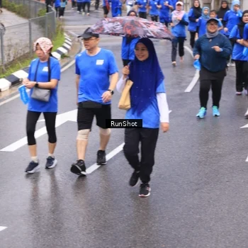 Runner Photo 7941866