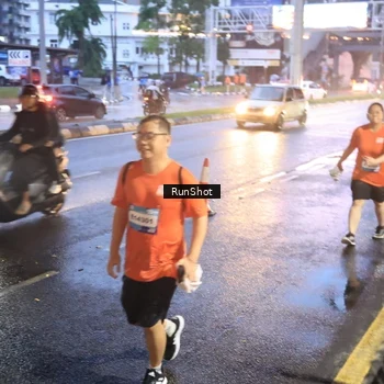Runner Photo 7941877