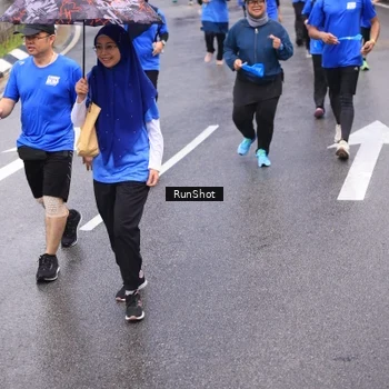 Runner Photo 7941885