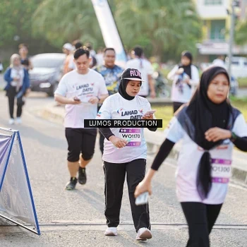 Runner Photo 7941890