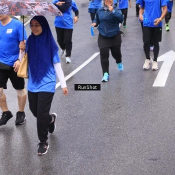 Runner Photo 7941892
