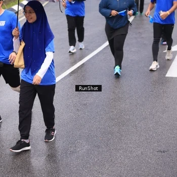 Runner Photo 7941899