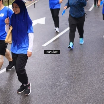 Runner Photo 7941911