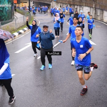 Runner Photo 7941924