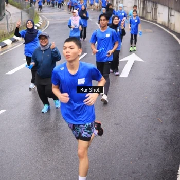 Runner Photo 7941930