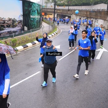 Runner Photo 7941938