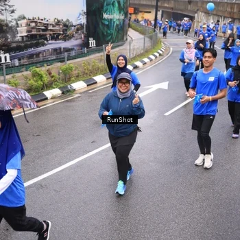 Runner Photo 7941949