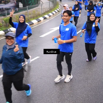 Runner Photo 7941960