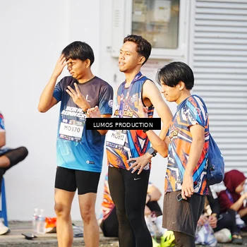 Runner Photo 7941983