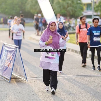 Runner Photo 7942027
