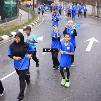 Runner Photo 7942037
