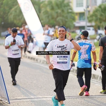 Runner Photo 7942061