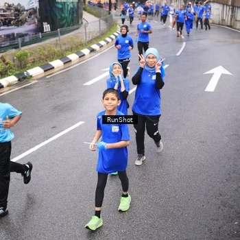 Runner Photo 7942064