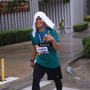 Runner Photo 7942067