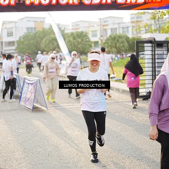 Runner Photo 7942087