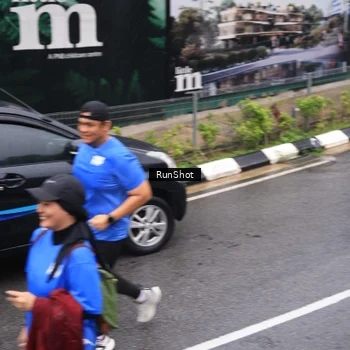 Runner Photo 7942096