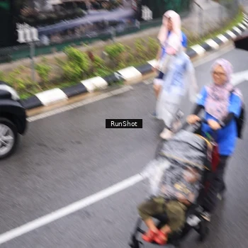 Runner Photo 7942097