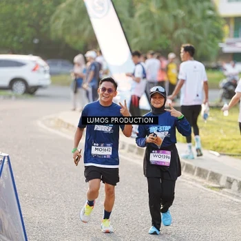 Runner Photo 7942102