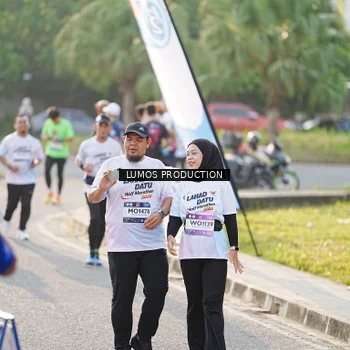 Runner Photo 7942113