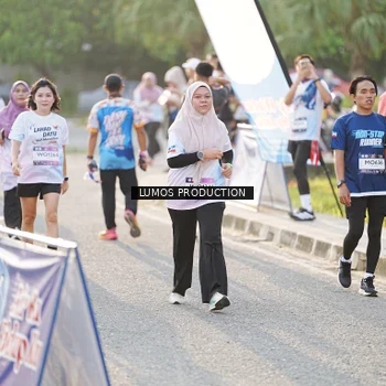 Runner Photo 7942121
