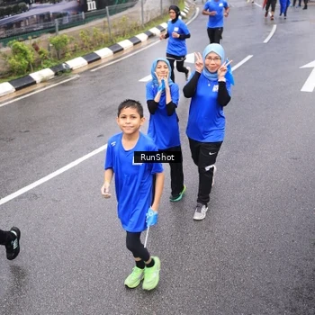 Runner Photo 7942137