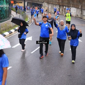 Runner Photo 7942145