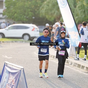 Runner Photo 7942153