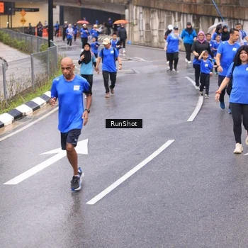 Runner Photo 7942154