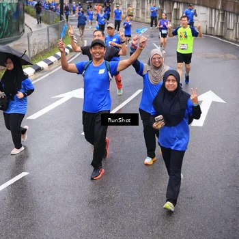 Runner Photo 7942165