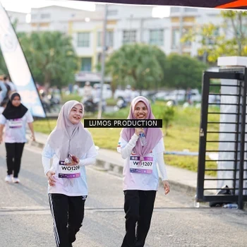 Runner Photo 7942167