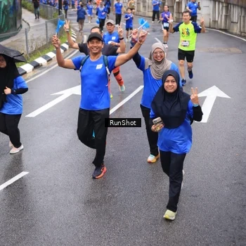 Runner Photo 7942169