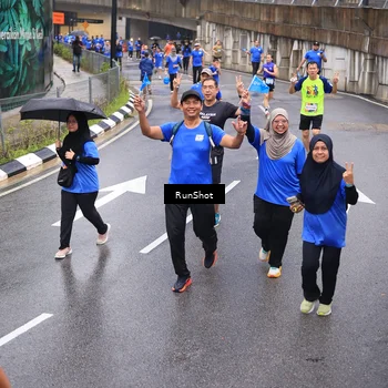 Runner Photo 7942185