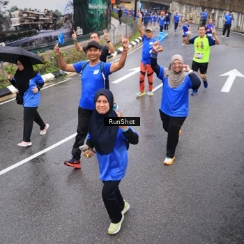 Runner Photo 7942196