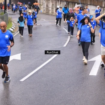 Runner Photo 7942204