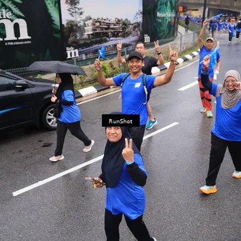 Runner Photo 7942211